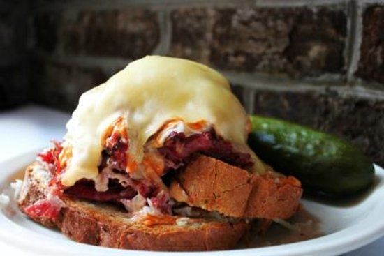 The Tavern at Phipps